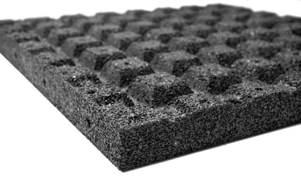 Резиновая плитка для песка с грунтозацепами