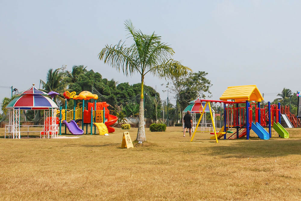 Детская площадка в Таиланде